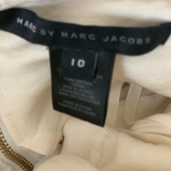 Marc Jacob’s white strapless dress - Picture 10 of 11
